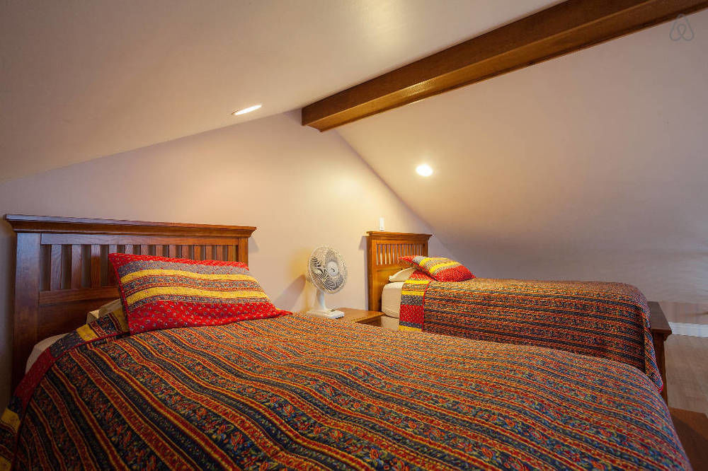 Birds Of A Feather Victoria Oceanfront Studio Suites Colwood Esterno foto